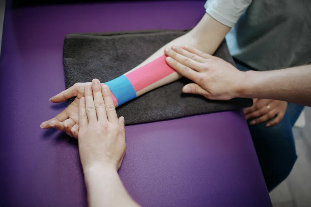 tejpovanie pri poranení predlaktia